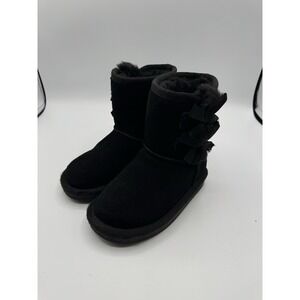 Koolaburra UGG Kids Toddler Size US 8 Black Suede in Color 1090330 Victoria